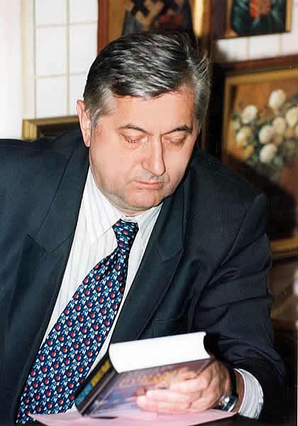 Čedomir Mirković, kritičar 